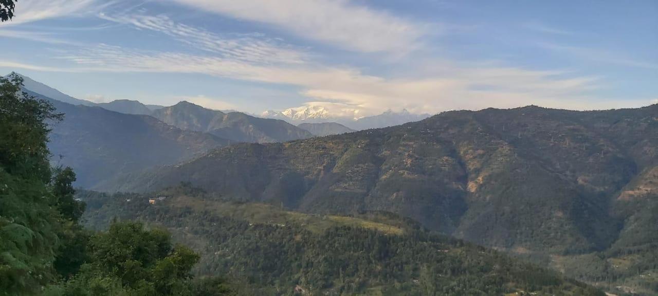 Backpackers Hub Hostel Darjeeling  Bagian luar foto