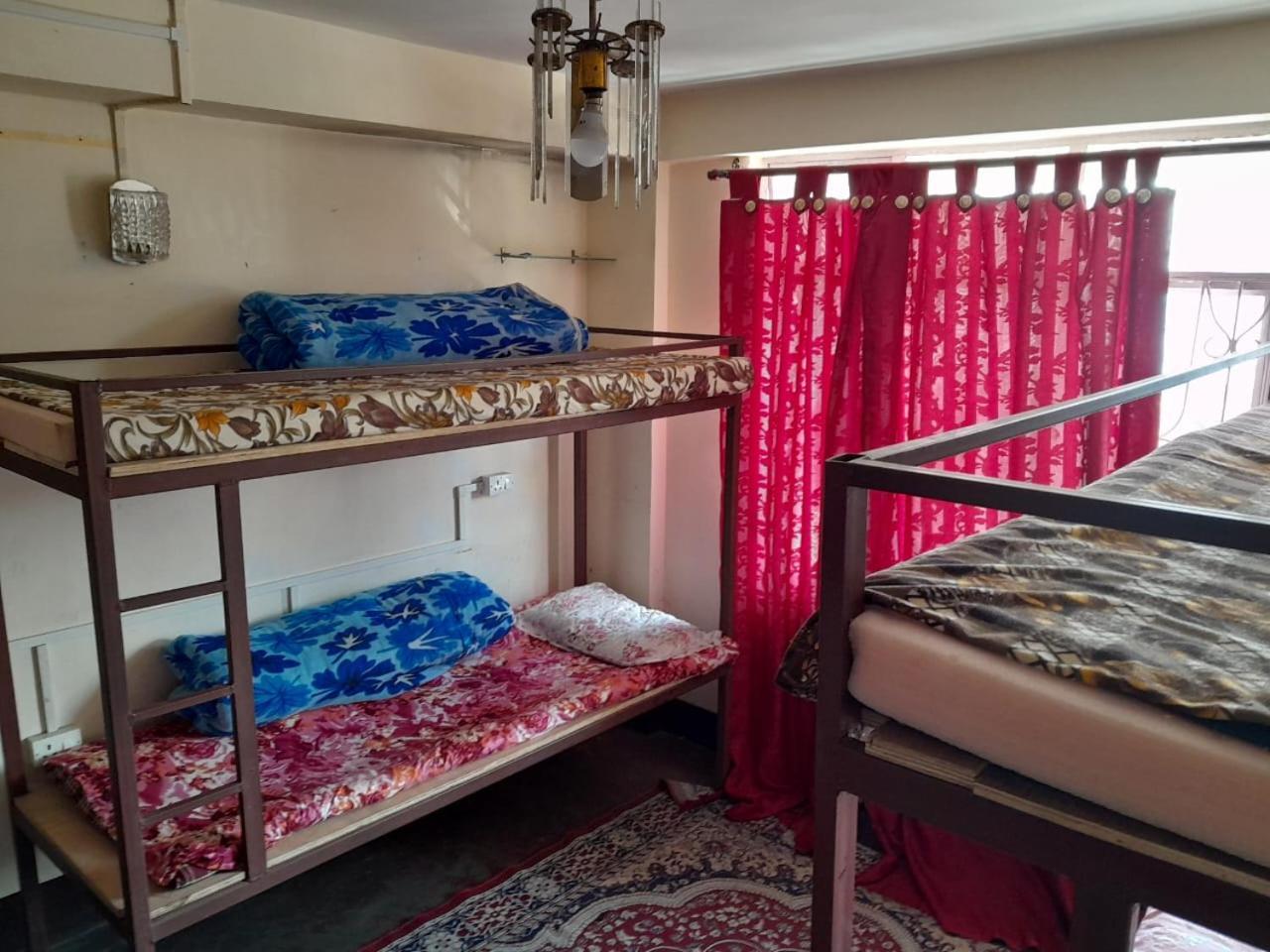 Backpackers Hub Hostel Darjeeling  Bagian luar foto