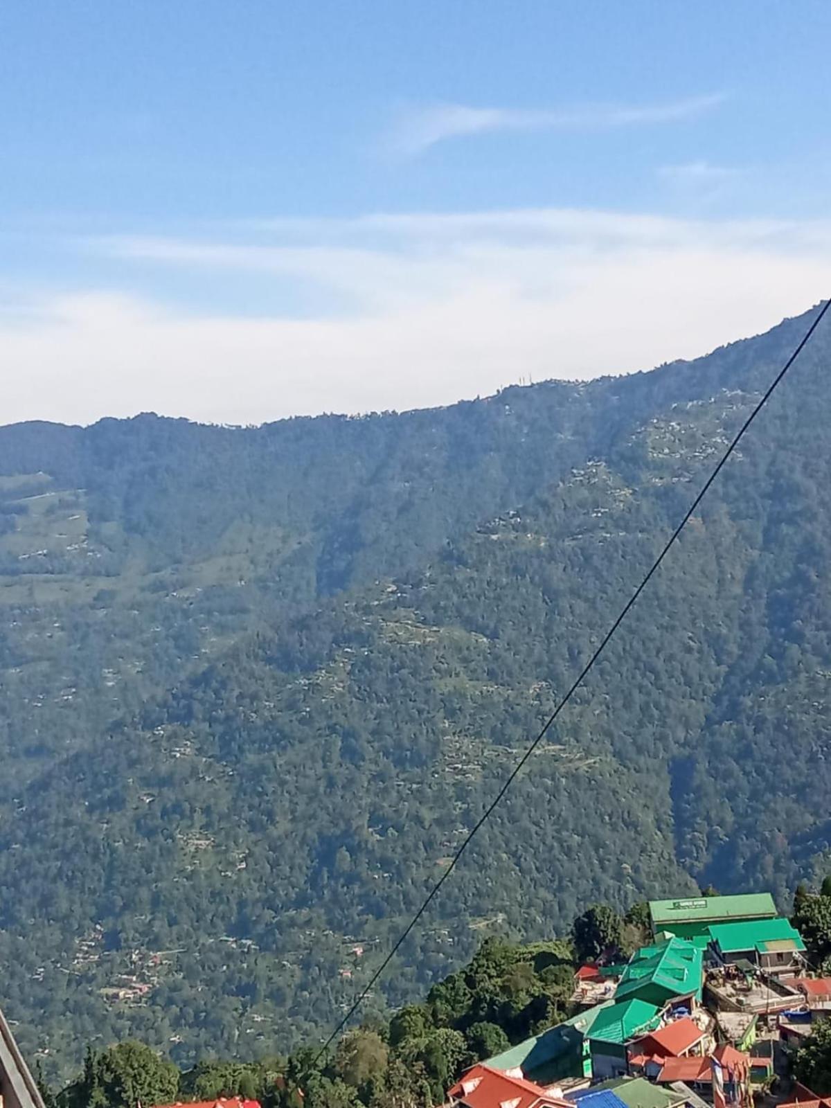 Backpackers Hub Hostel Darjeeling  Bagian luar foto
