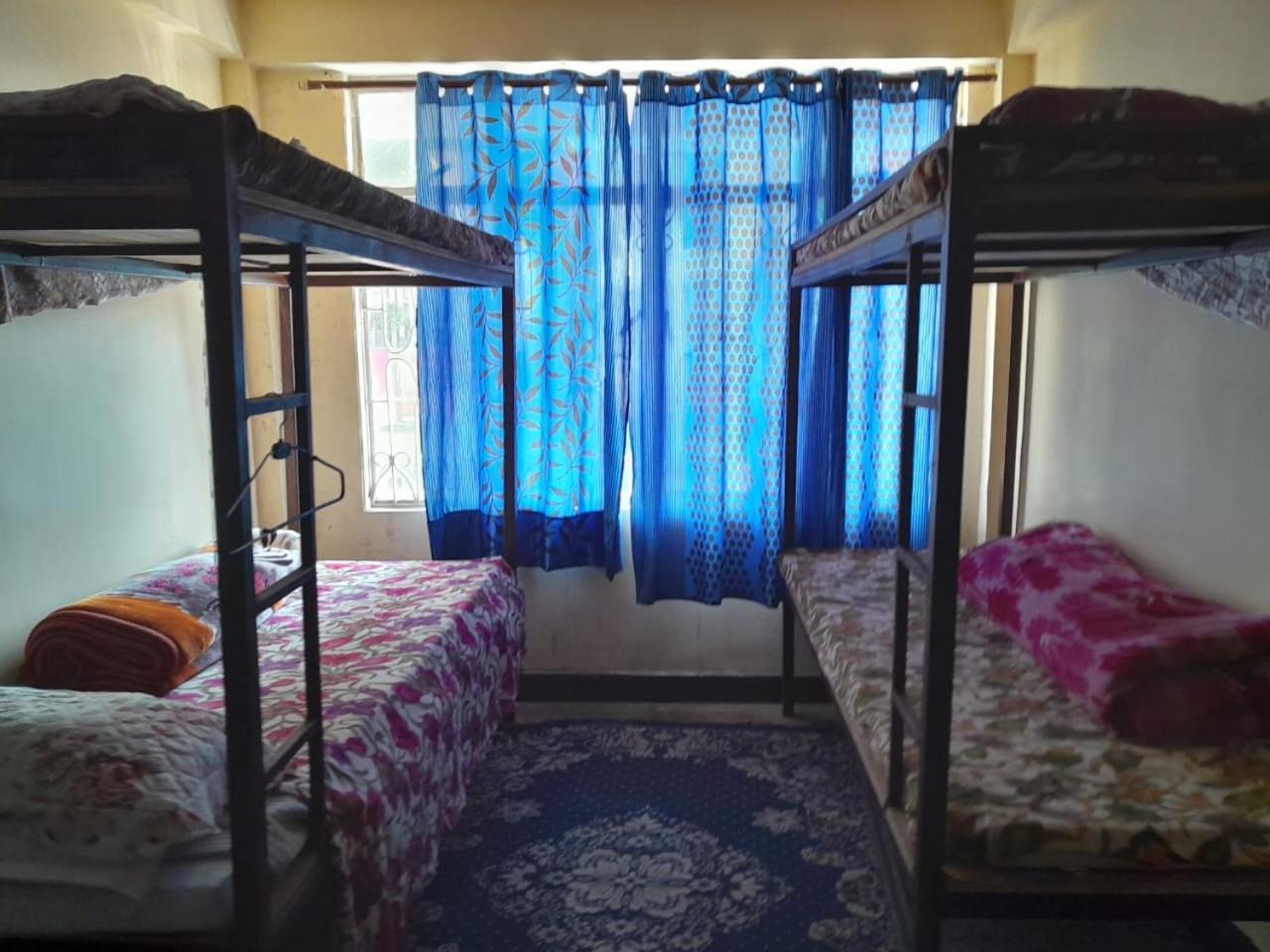Backpackers Hub Hostel Darjeeling  Bagian luar foto