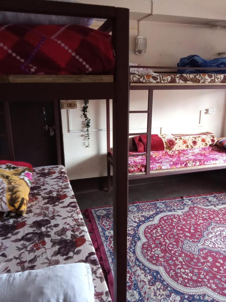 Backpackers Hub Hostel Darjeeling  Bagian luar foto